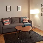 Apartment Rue De La Roquette